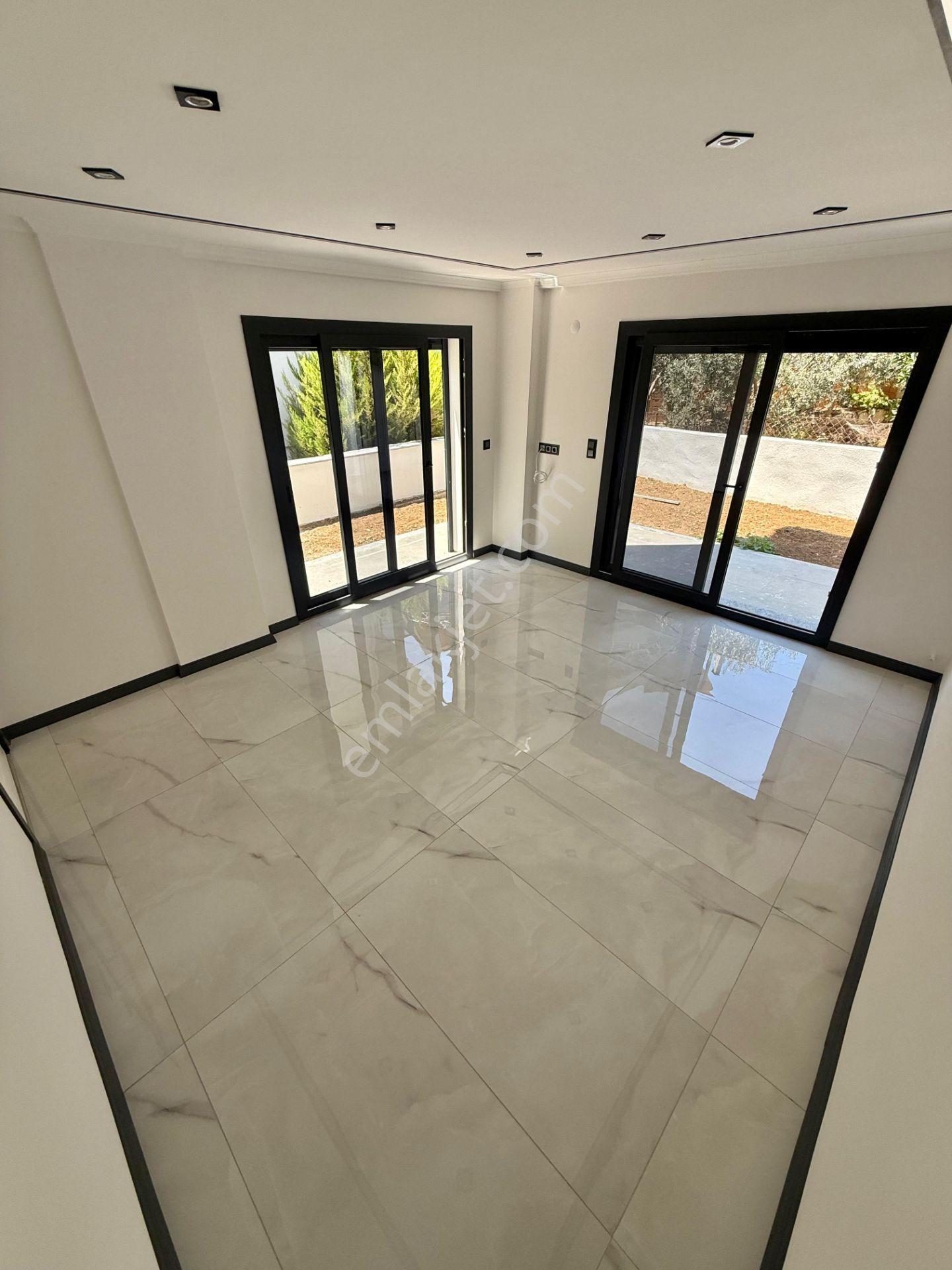 Büyük Ailelere Özel Dev Gibi Havuzlu Ve Bahçeli Lüks Villa — fotoğraf 11