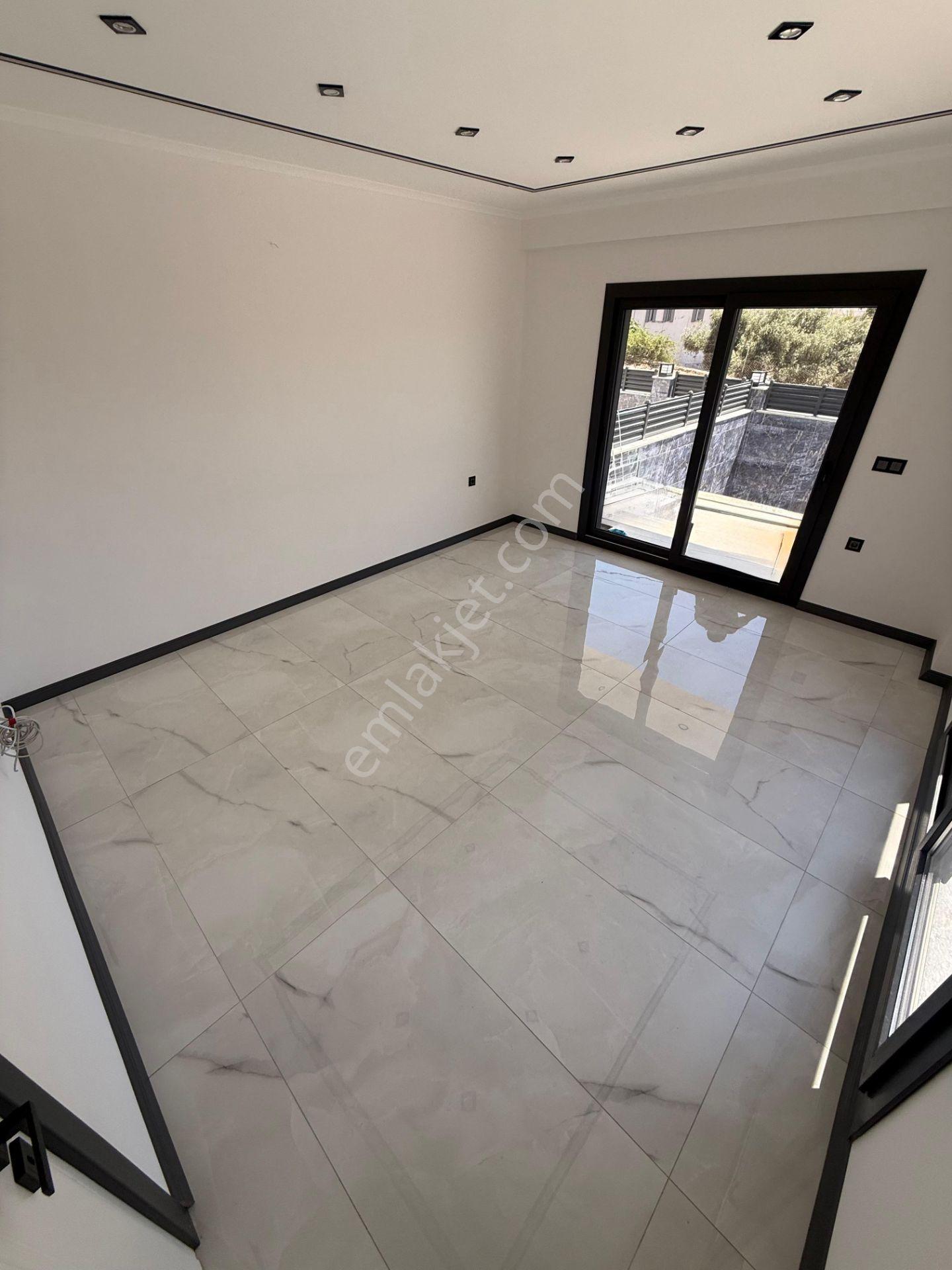 Büyük Ailelere Özel Dev Gibi Havuzlu Ve Bahçeli Lüks Villa — fotoğraf 14