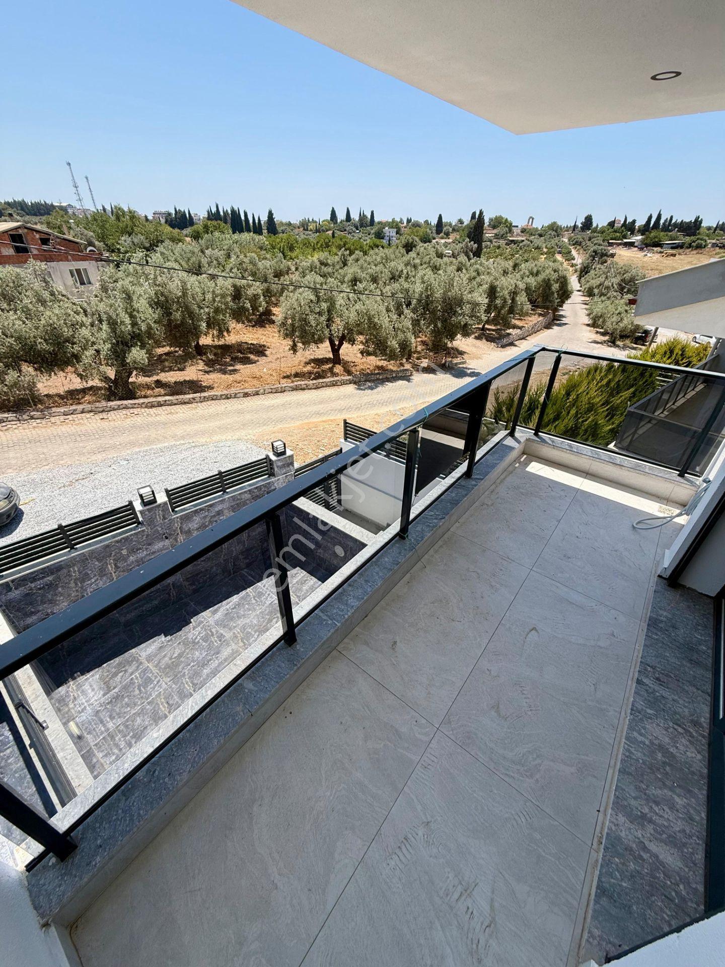 Büyük Ailelere Özel Dev Gibi Havuzlu Ve Bahçeli Lüks Villa — fotoğraf 16