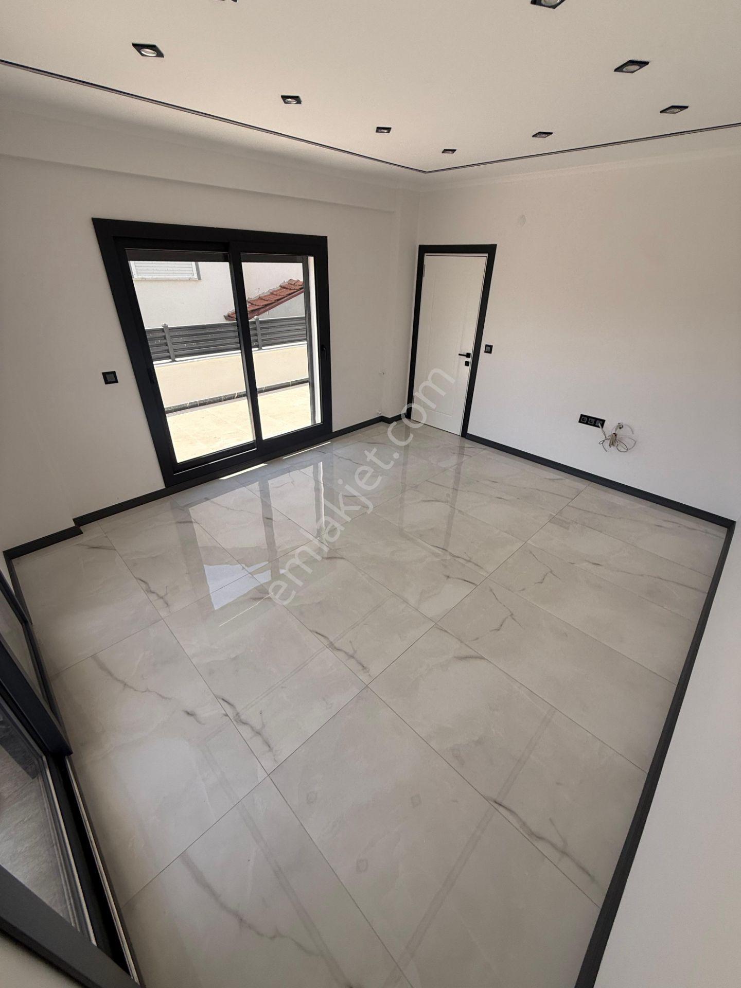 Büyük Ailelere Özel Dev Gibi Havuzlu Ve Bahçeli Lüks Villa — fotoğraf 19