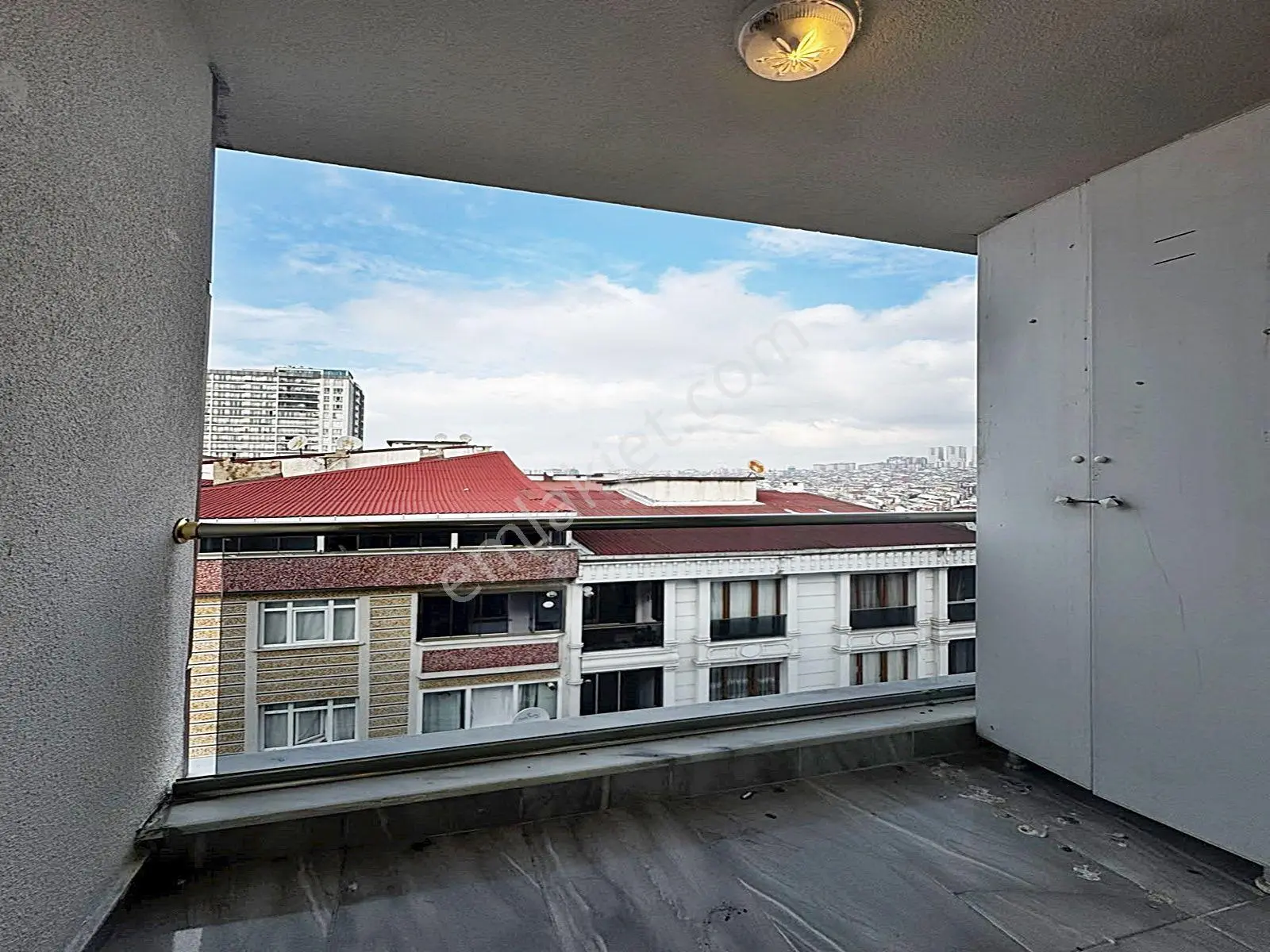 Yıldırım Yapı'dan Güzelyurt'ta 2+1 Çift Balkonlu Krediye Uygun Kullanışlı Asansörlü Binada Arakat!! — fotoğraf 16
