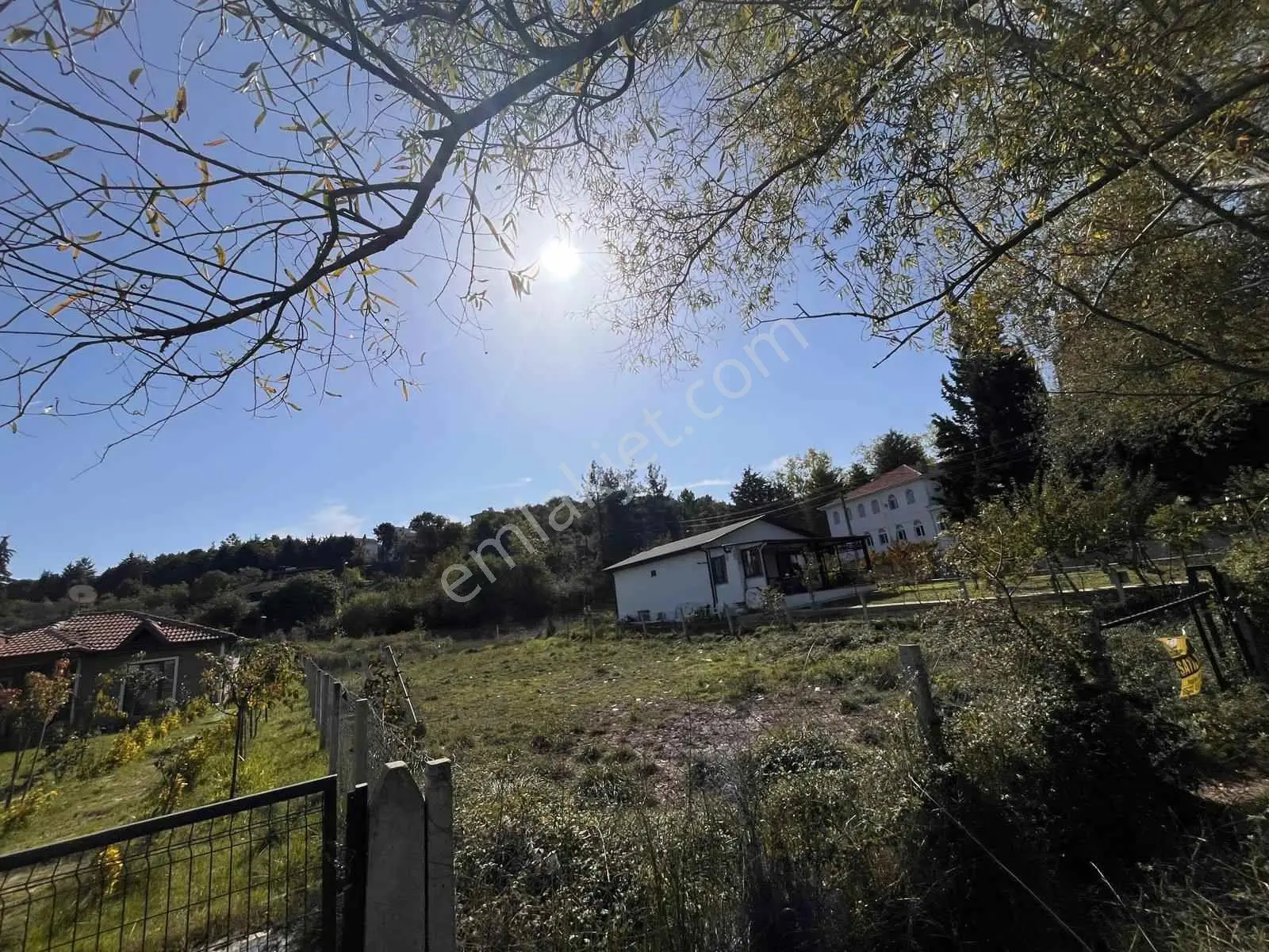 Re/max Şehir'den Akköy Çiçeklibahçede 2 Kat İmarlı Satılık Arsa — fotoğraf 4