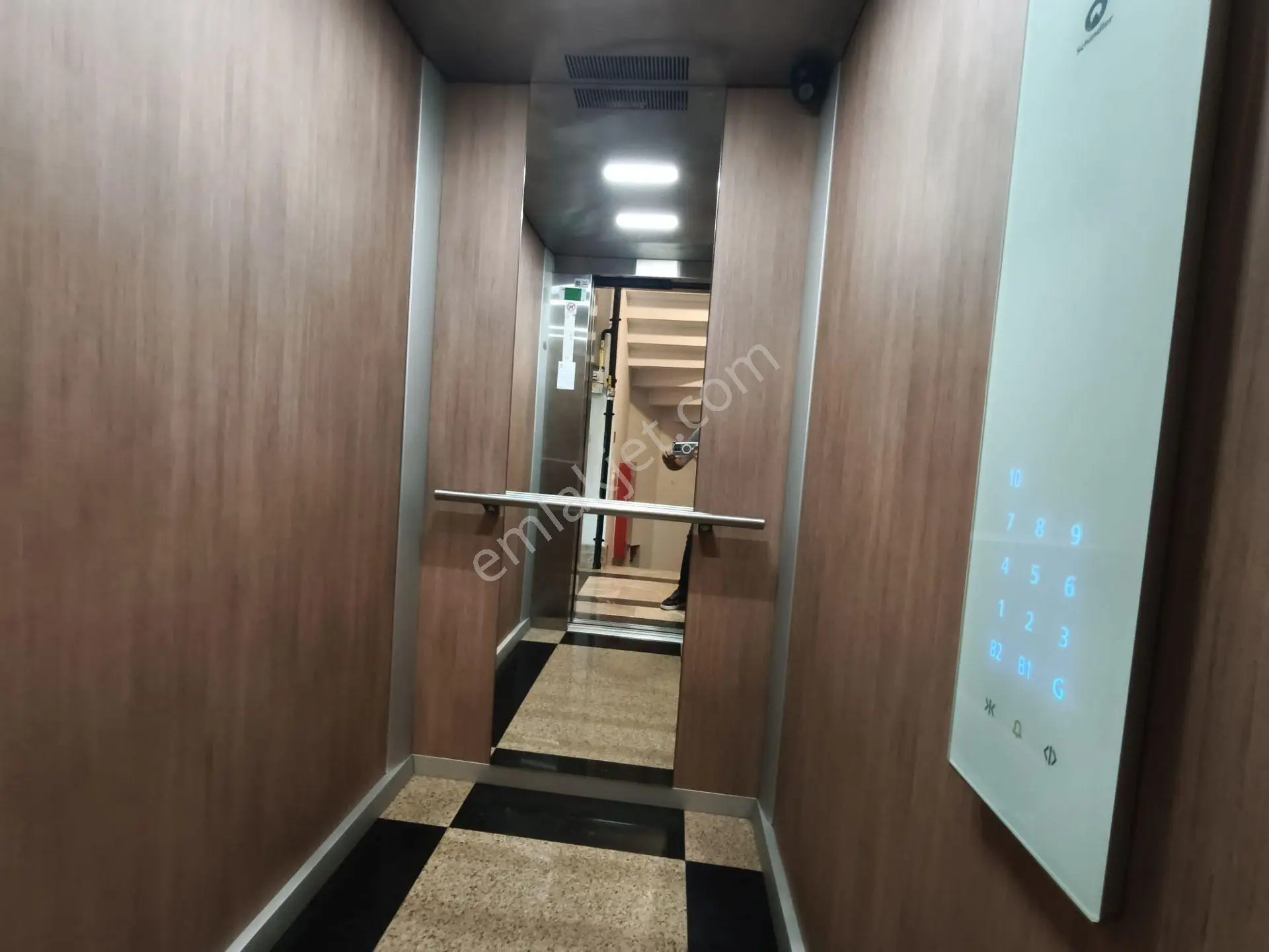 Erenköy'de 3+1 Yeni Bina 100m2 Net Kombili Ferah Ara Kat Fırsat — fotoğraf 12