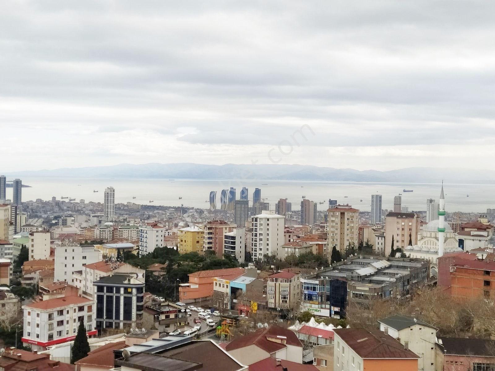 Mertcan'dan Yakacık Meydana Yürüme Arakat 3+1 Arakat - Deniz Manzaralı — fotoğraf 24