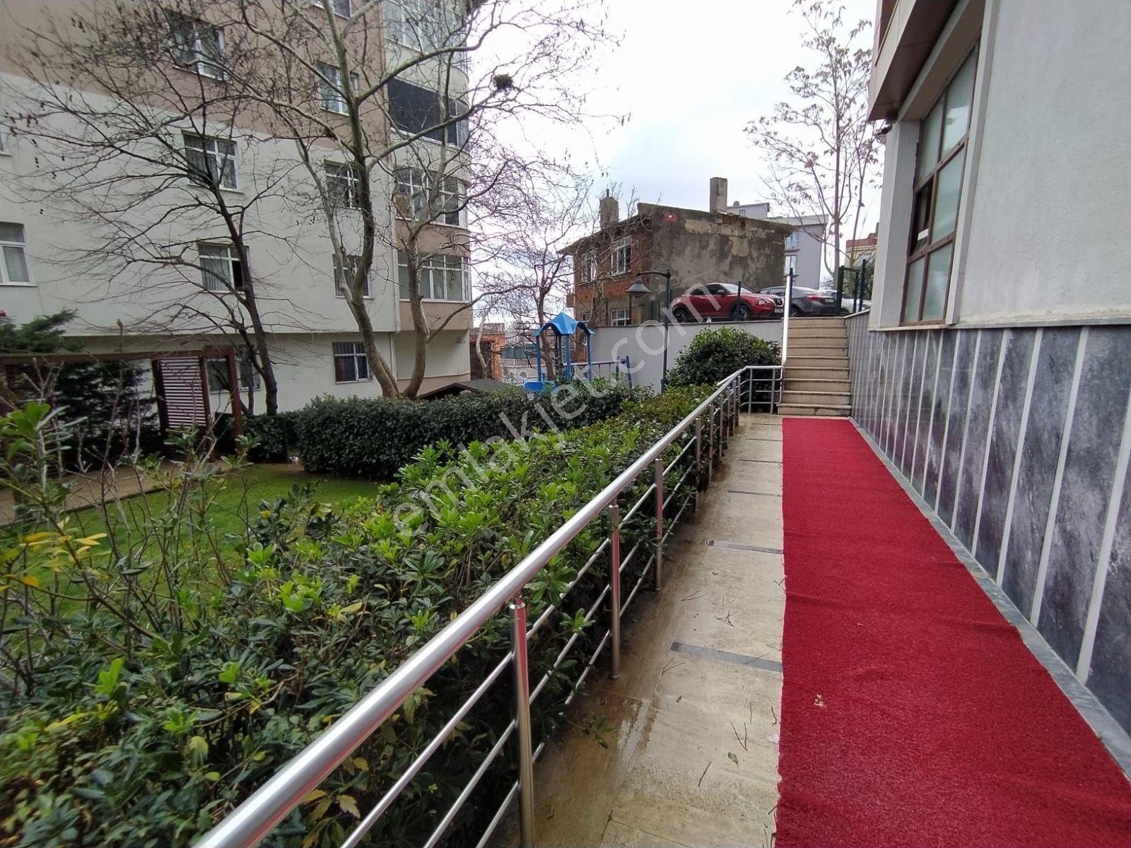 Mertcan'dan Yakacık Meydana Yürüme Arakat 3+1 Arakat - Deniz Manzaralı — fotoğraf 28