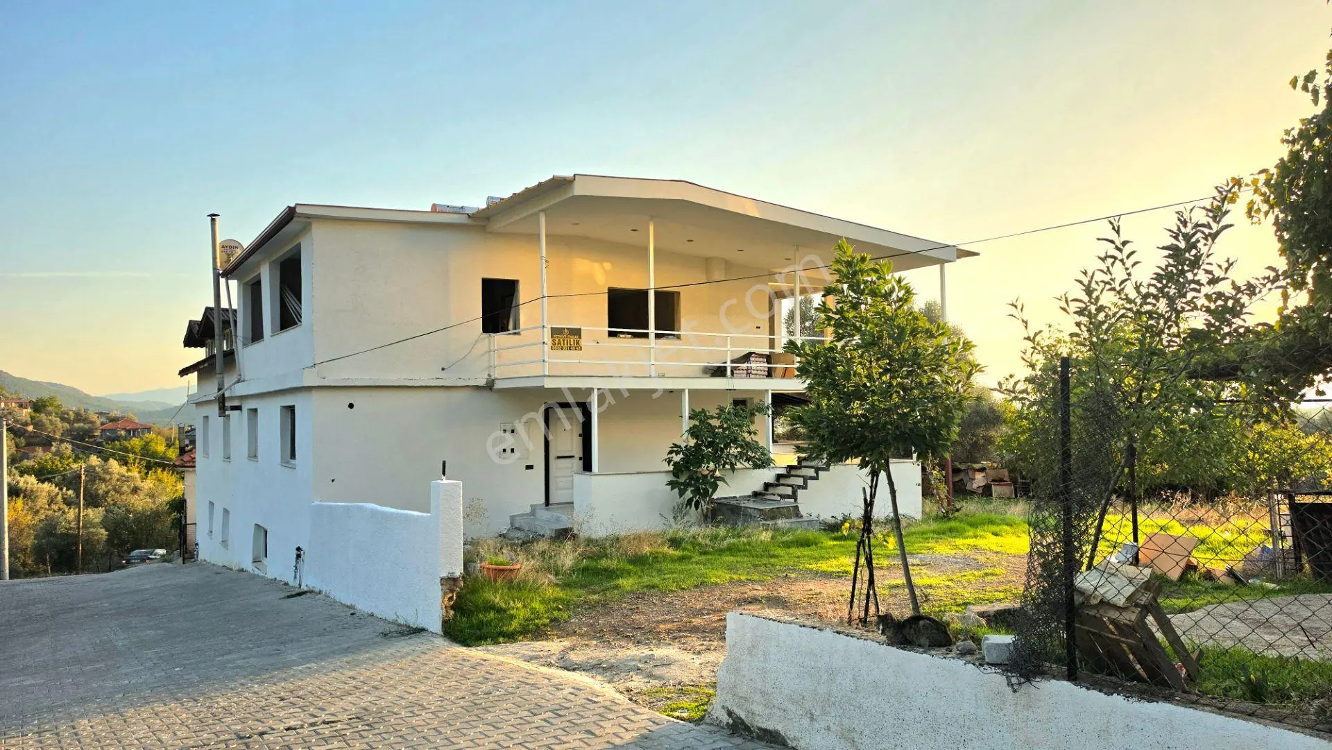 Fethiye İncirköy Mahallesinde Satılık 4+2 220M2 Müstakil Ev