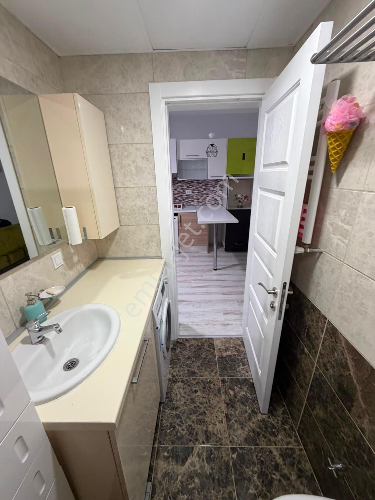Bura Rezıdans'da Satılık 1+1 Eşyalı Yatırımlık 23000tl Kıracılı — fotoğraf 6