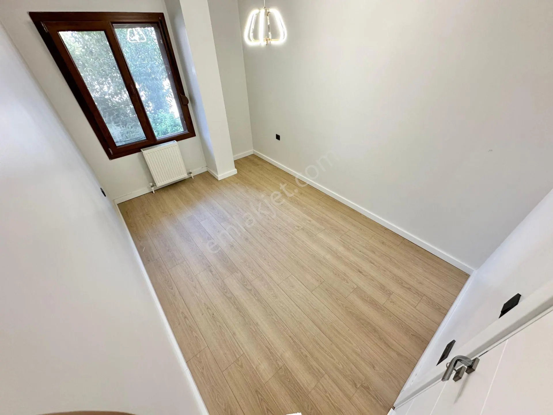 ꧁ay Emlaktan꧂altınkum'da Bahçe Kullanımlı Müstakil Tadında Ön Cephe Kombili Satılık 2+1 Daire — fotoğraf 15