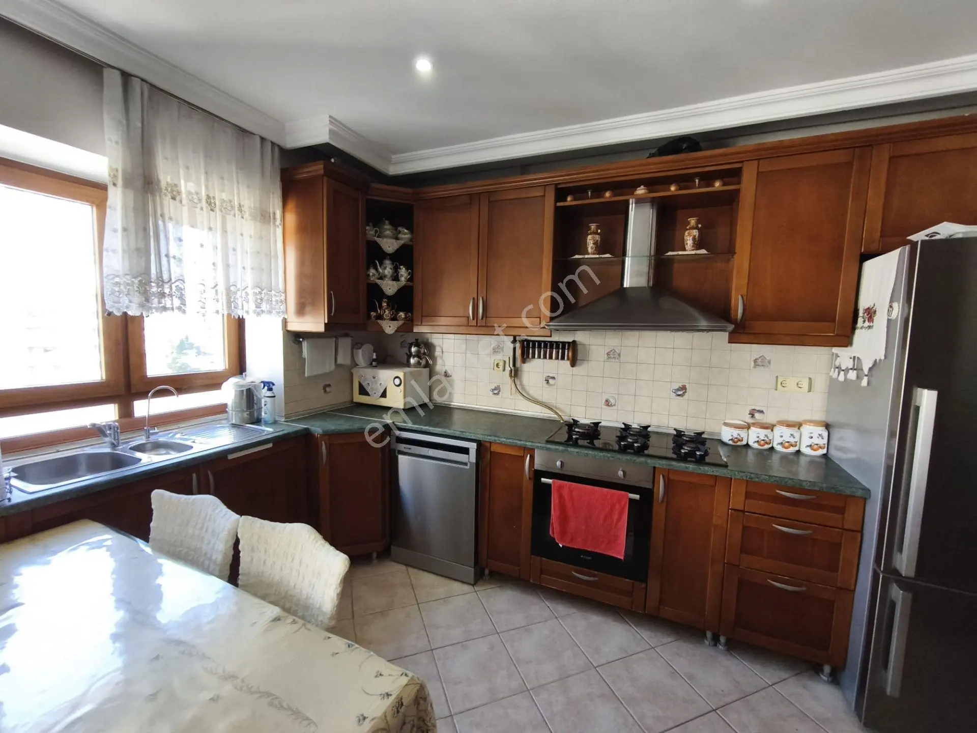 Erenköy'de Marmaraya Yakın 3+1 Net 120 M² 2 Bloklu Site İçinde — fotoğraf 6