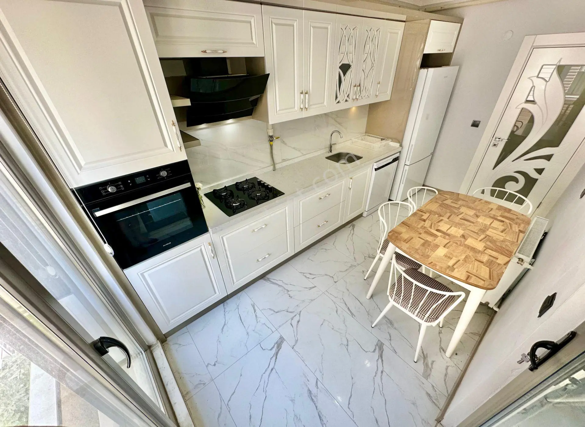 ⭐ay Emlaktan⭐akçay'da***full Eşyalı***kapalı Balkon Şık Tasarımlı Arakat Satılık 2+1 Yeni Daire — fotoğraf 8