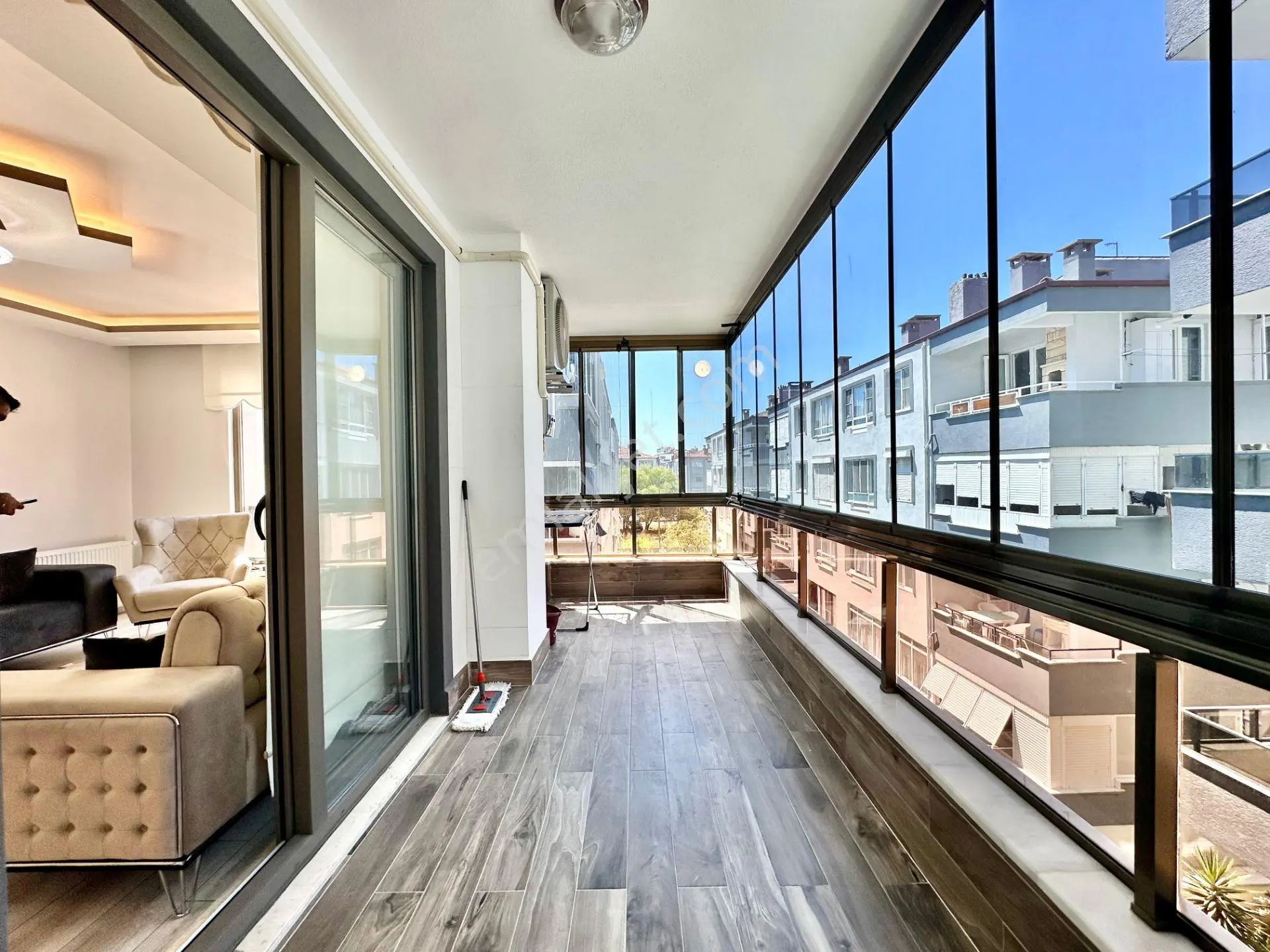 ⭐ay Emlaktan⭐akçay'da***full Eşyalı***kapalı Balkon Şık Tasarımlı Arakat Satılık 2+1 Yeni Daire — fotoğraf 11