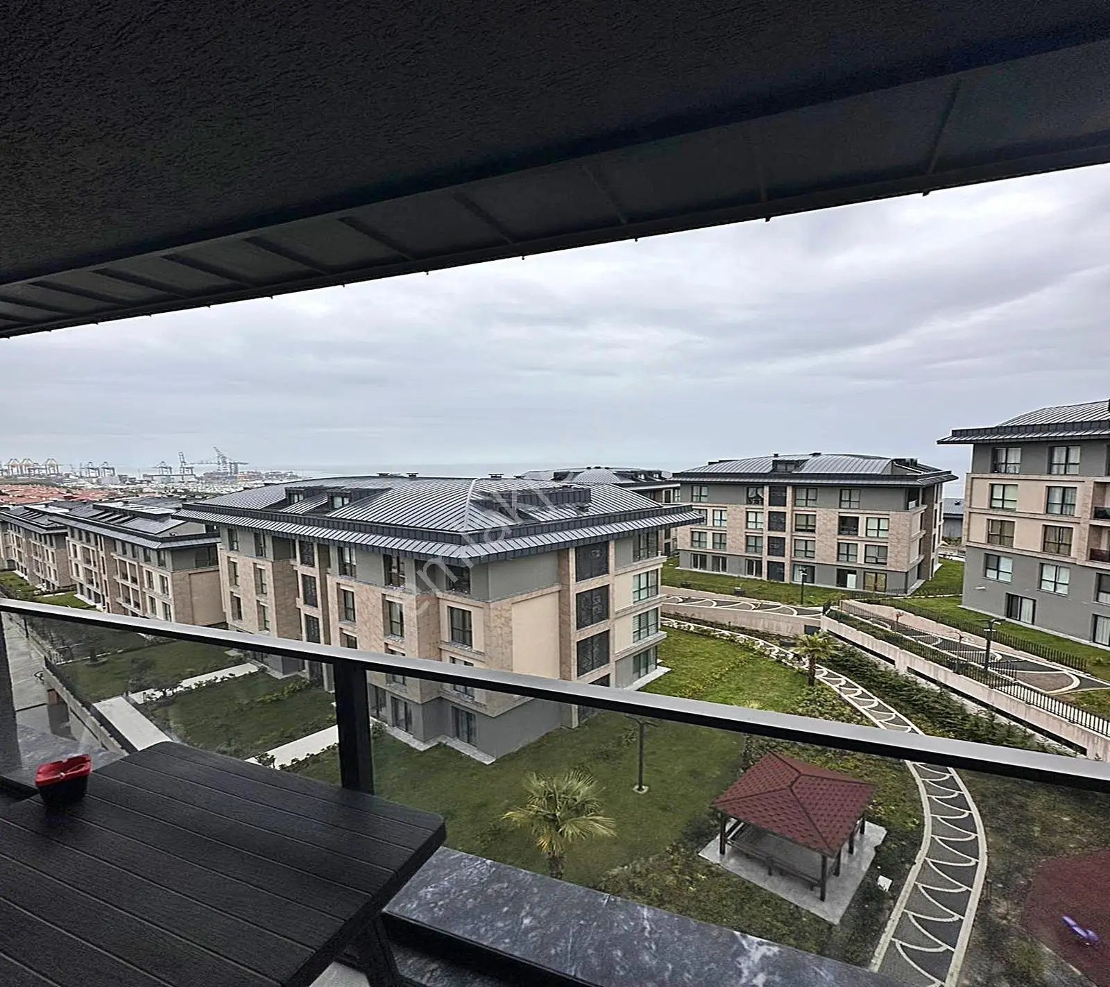 Palm Marin Sitesinde Deniz Manzaralı Dubleks 3+1 Fırsat — fotoğraf 19