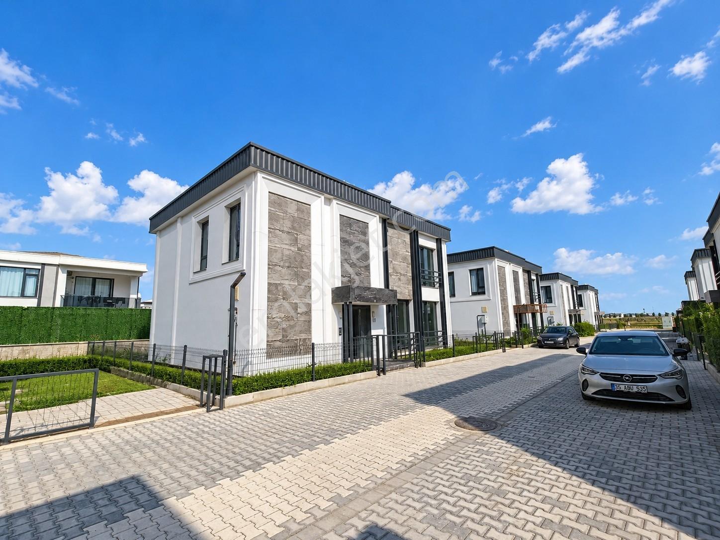 Diyarbakır Elazığ Yolunda Site İçinde Satılık 5+1 Dubleks — fotoğraf 2