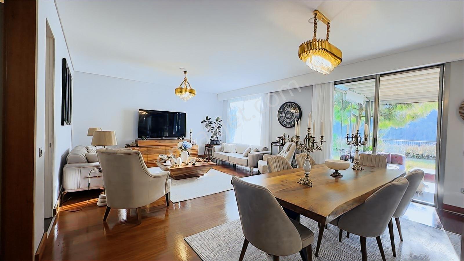 Narlıdere Asmabahçeler Site Lüks Bahçeli Dublex Villa Şerefiyeli — fotoğraf 2
