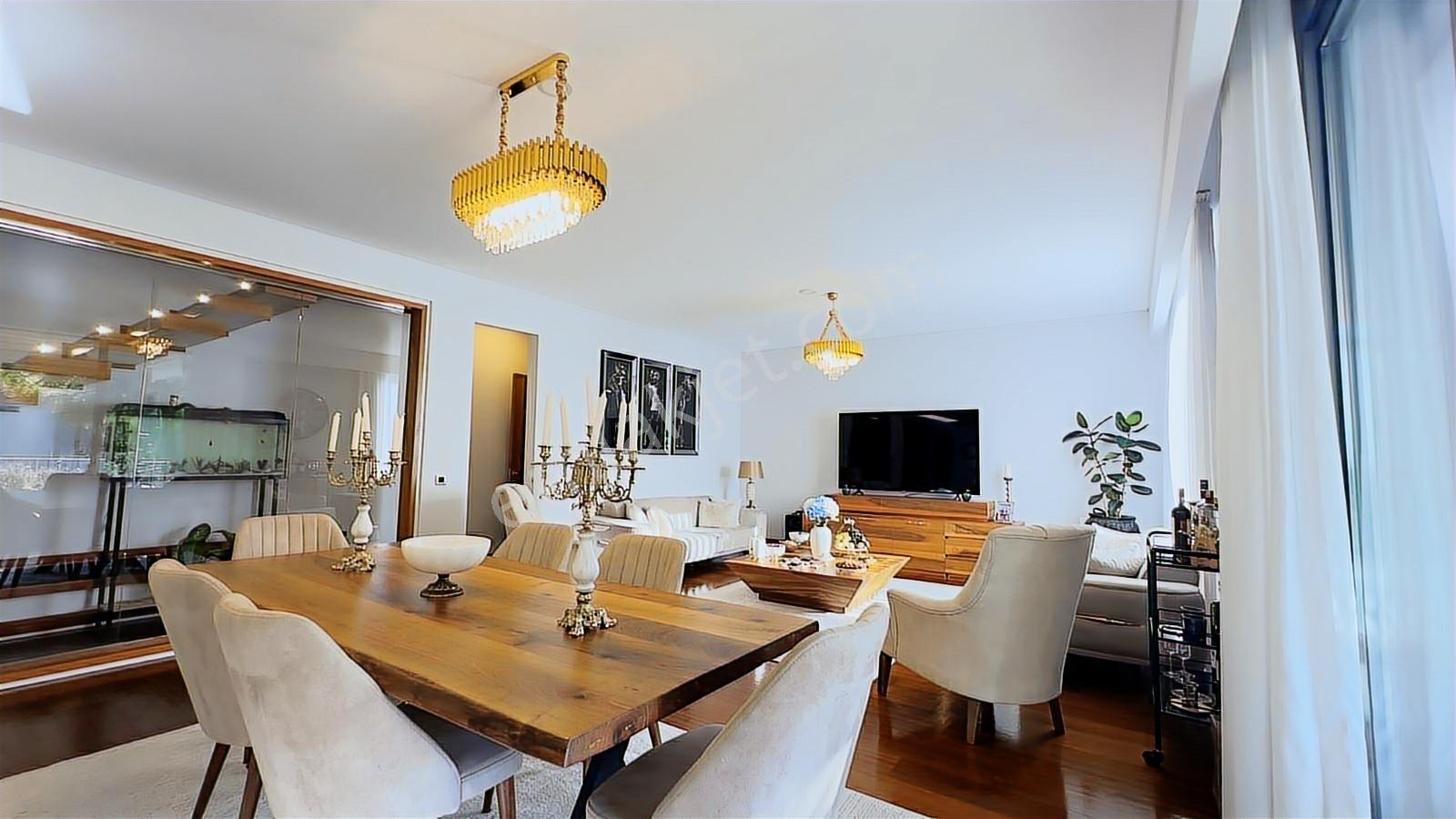 Narlıdere Asmabahçeler Site Lüks Bahçeli Dublex Villa Şerefiyeli — fotoğraf 3