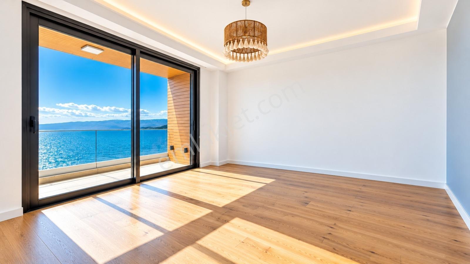 Denize Sıfır Villa 4+1 200 M² Teras Bahçe Özel Havuz Otopark — fotoğraf 8