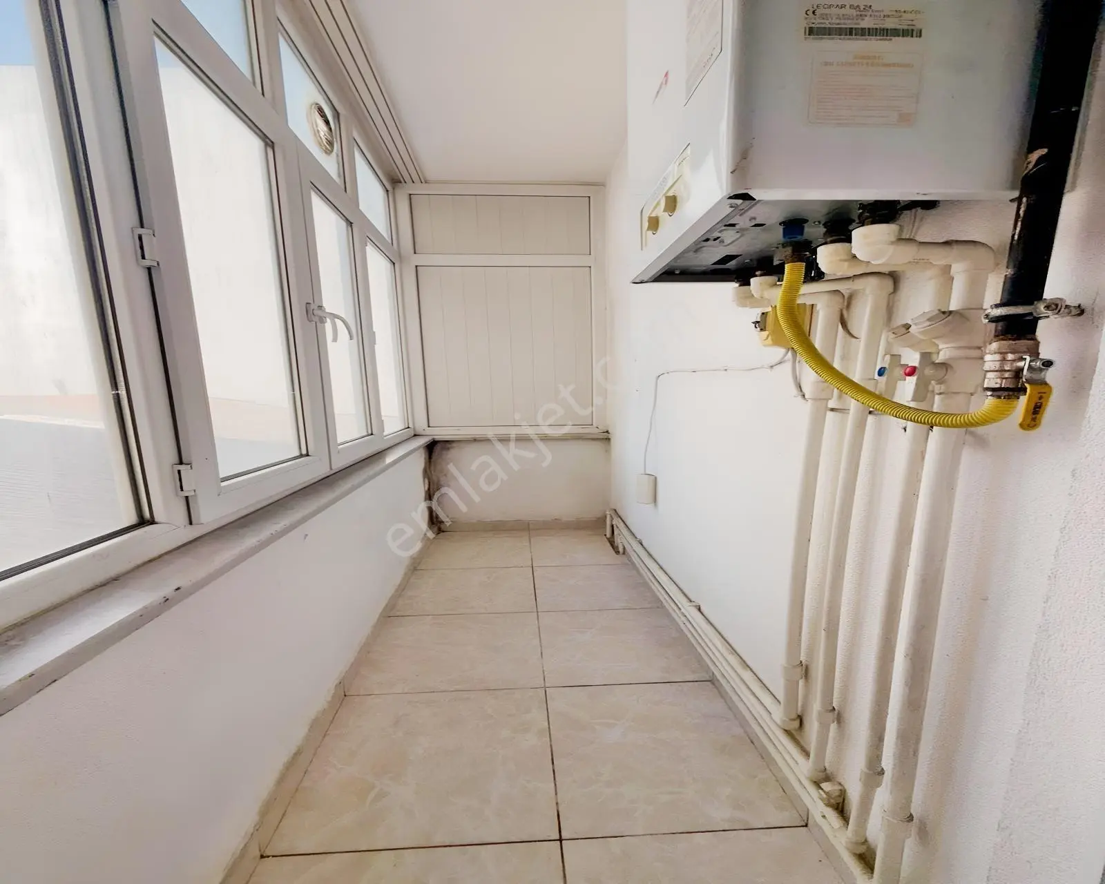 Esenyurt Çınar Mah. 1+1 80 M2 Satılık Ara Kat 2.399.000 Tl — fotoğraf 6