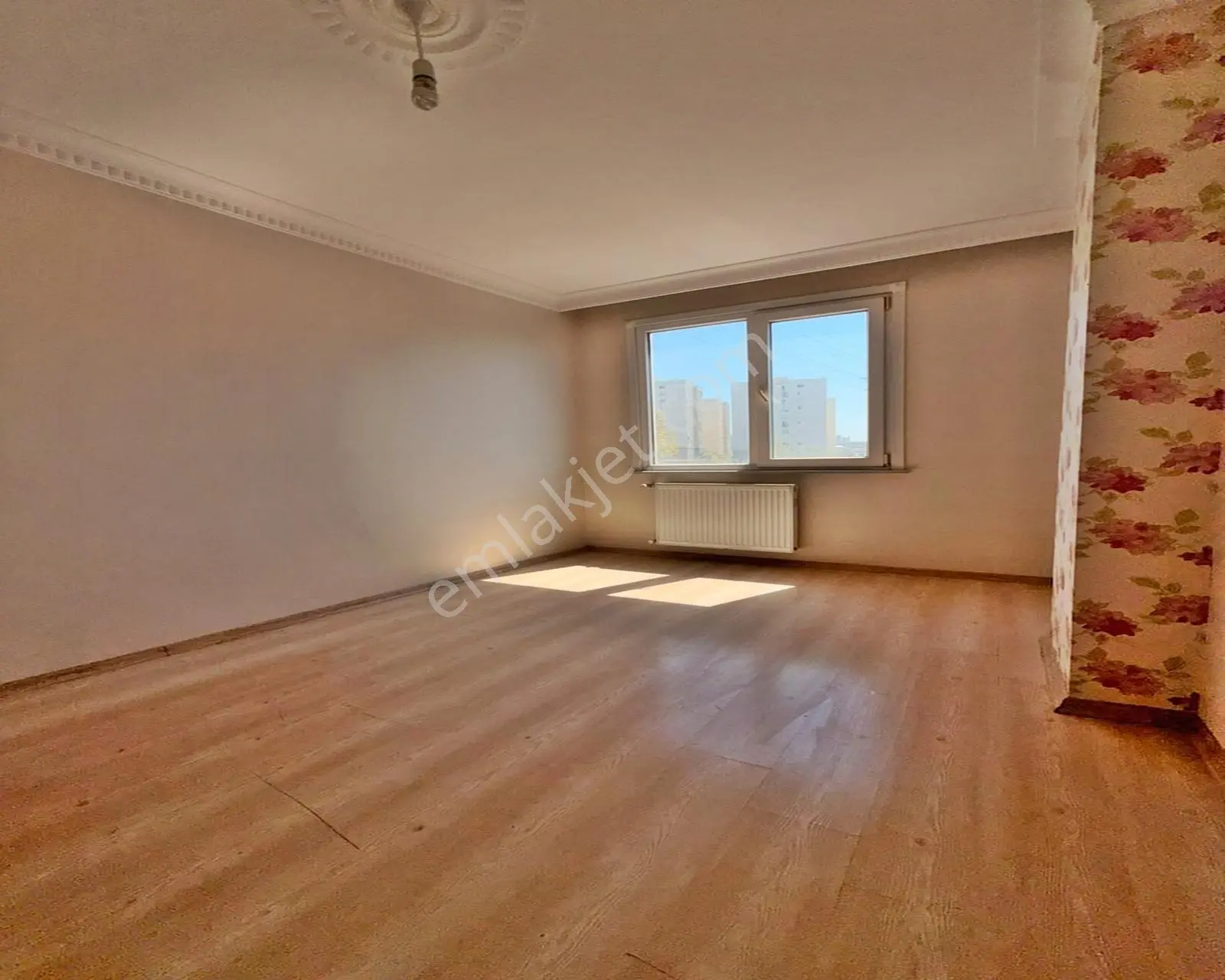 Esenyurt Çınar Mah. 1+1 80 M2 Satılık Ara Kat 2.399.000 Tl — fotoğraf 8