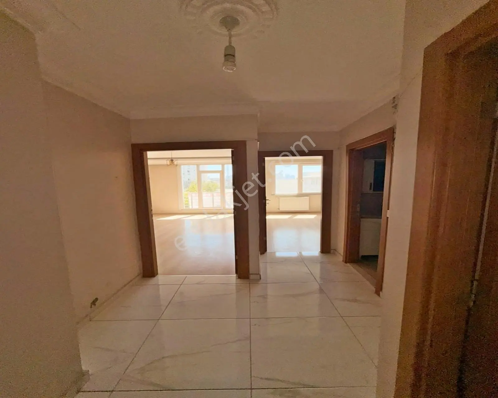 Esenyurt Çınar Mah. 1+1 80 M2 Satılık Ara Kat 2.399.000 Tl — fotoğraf 17