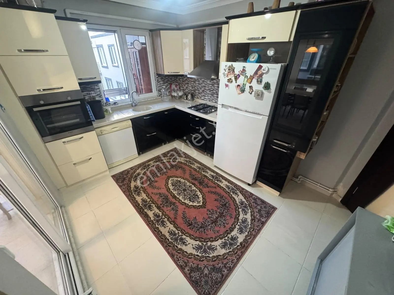Kumsaldan İkizçayda Ayrı Mutfak Muhteşem Geniş Balkon_2+1_daire! — fotoğraf 2