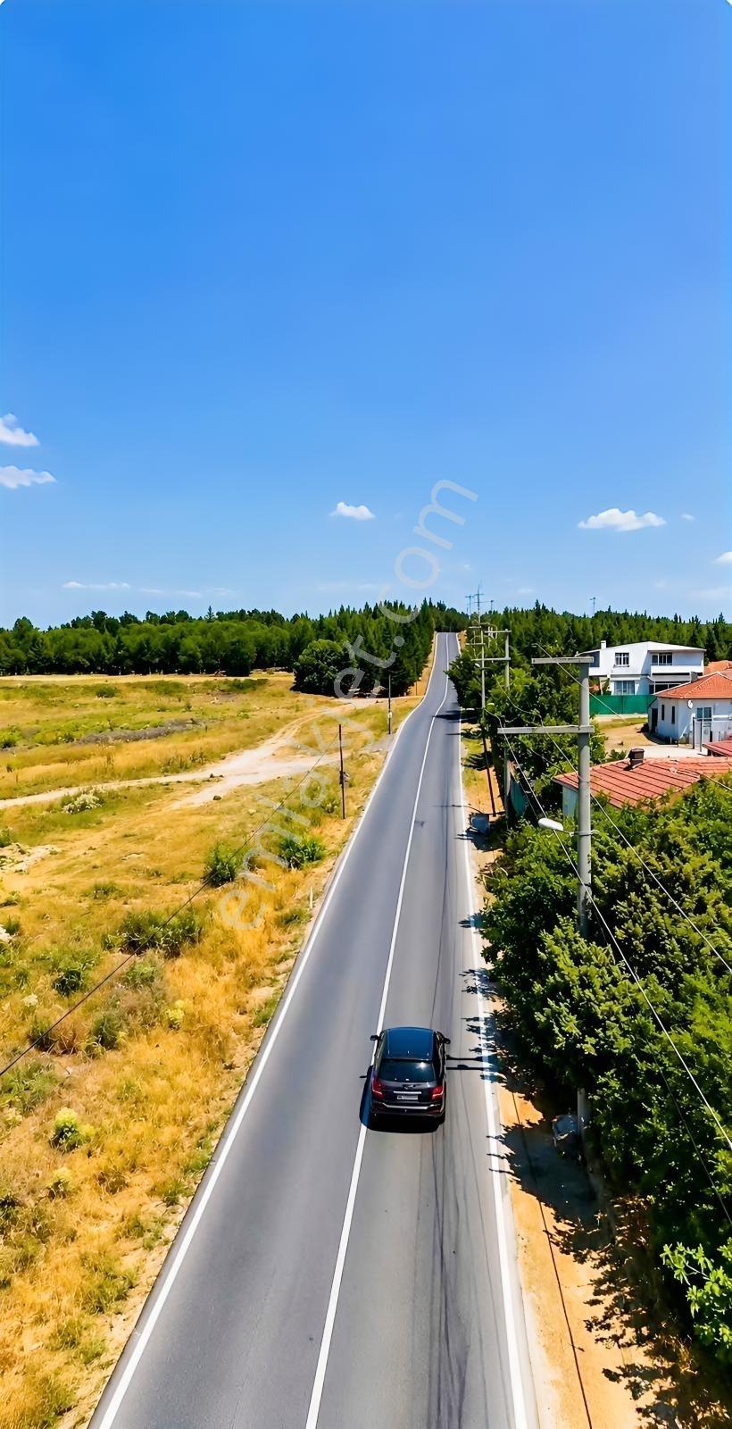 Köyün Dibinde İmara Sıfır — fotoğraf 3
