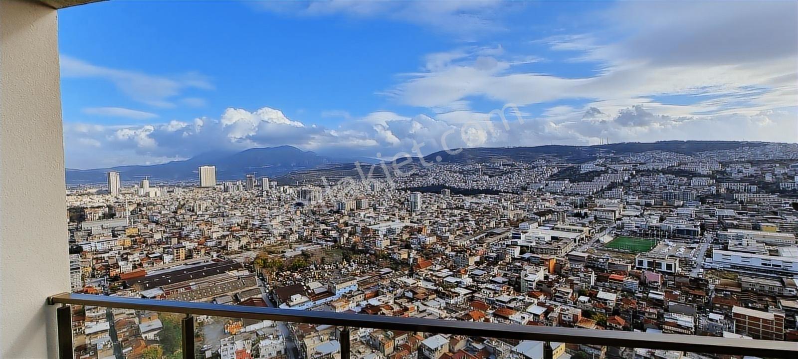 Bornova Dap Yapı Üst Katda Muhteşem Manzaralı,ferah Eşyalı 1+0 — fotoğraf 9