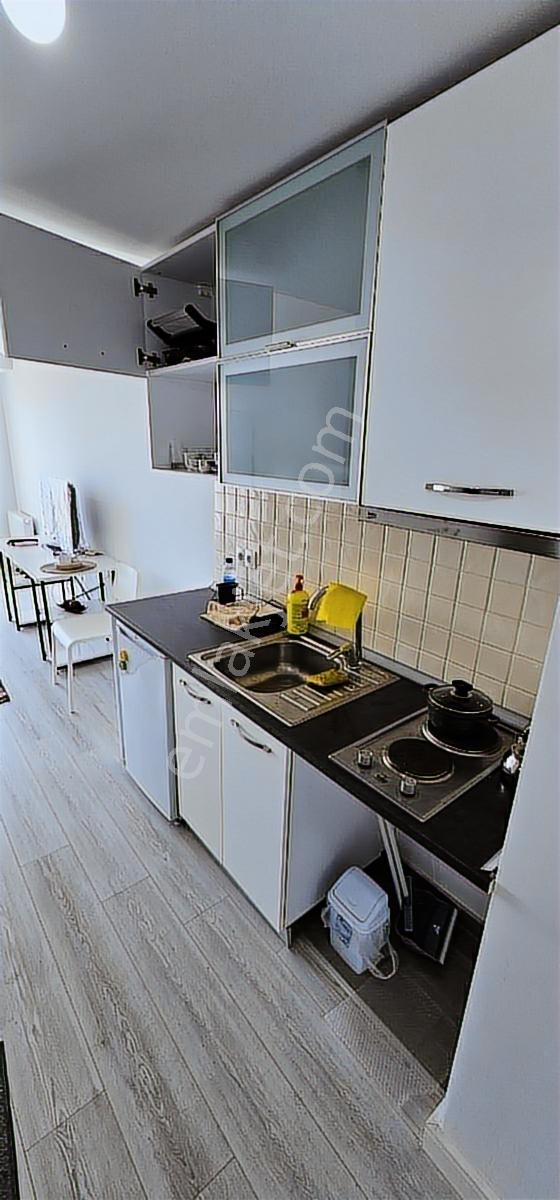 Bornova Dap Yapı Üst Katda Muhteşem Manzaralı,ferah Eşyalı 1+0 — fotoğraf 16