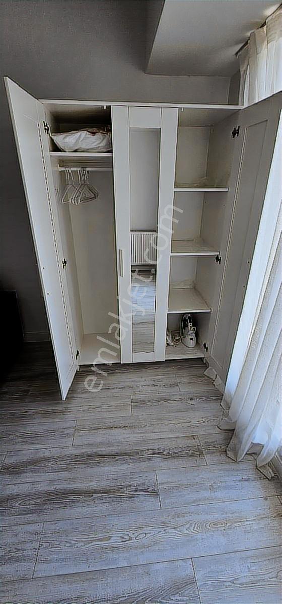 Bornova Dap Yapı Üst Katda Muhteşem Manzaralı,ferah Eşyalı 1+0 — fotoğraf 19