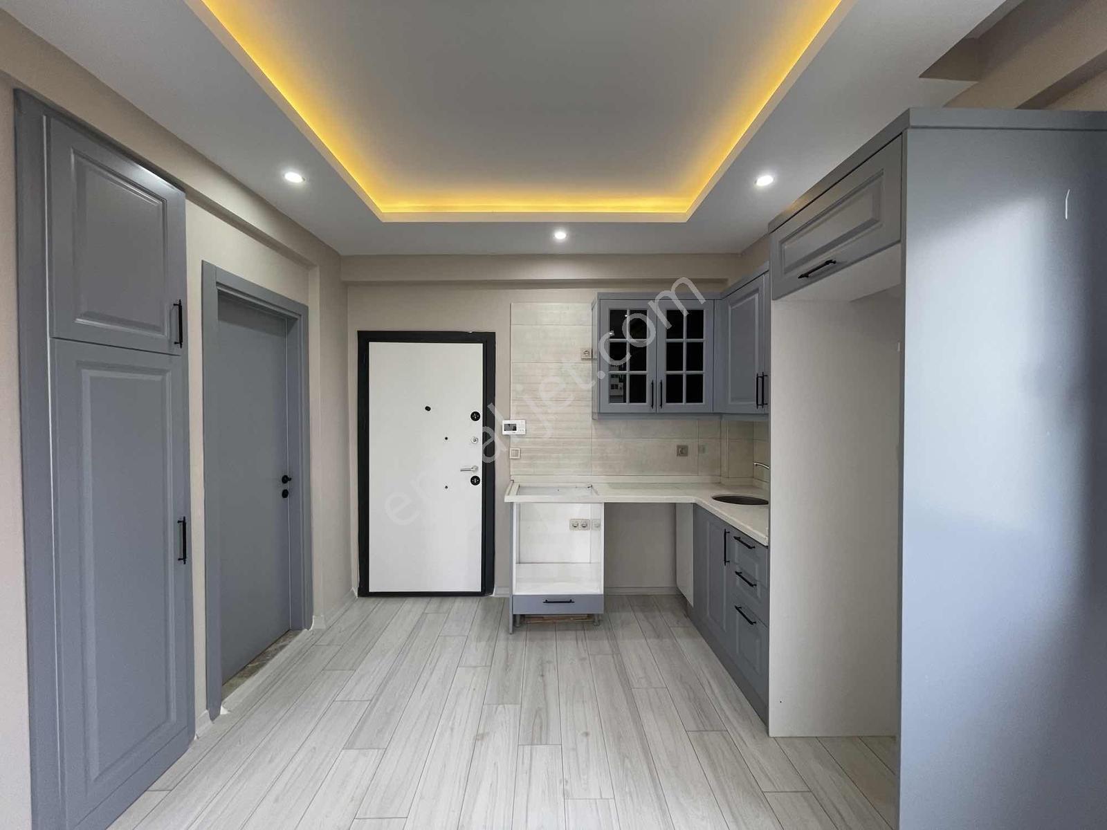 Stadyum Bulv.mıgros Karsısı Kat Mulkıyetlı Yuksek Kredılı 1+1 — fotoğraf 2