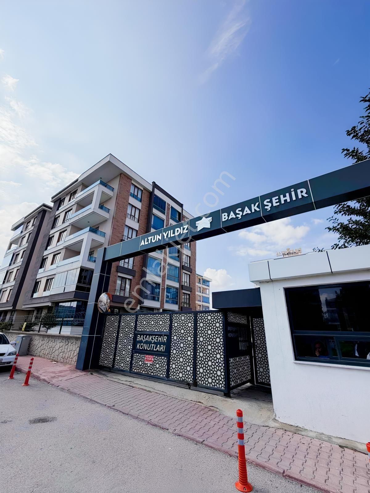Dev Gayrimenkulden Satılık Site İçi Bakımlı 3+1 Daire