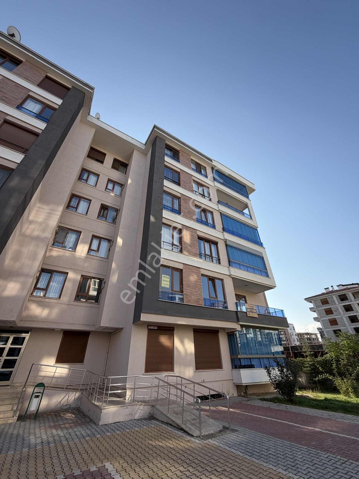 Dev Gayrimenkulden Satılık Site İçi Bakımlı 3+1 Daire — fotoğraf 5
