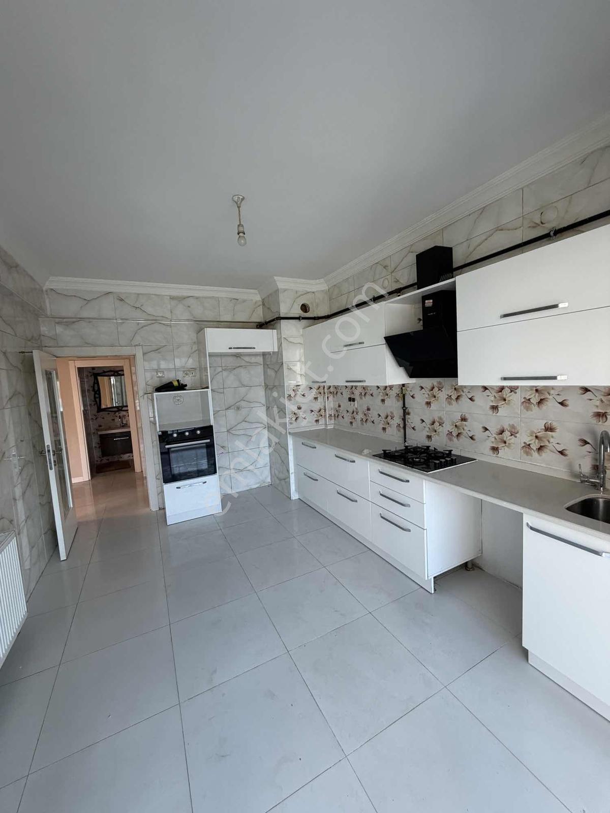 Dev Gayrimenkulden Satılık Site İçi Bakımlı 3+1 Daire — fotoğraf 9
