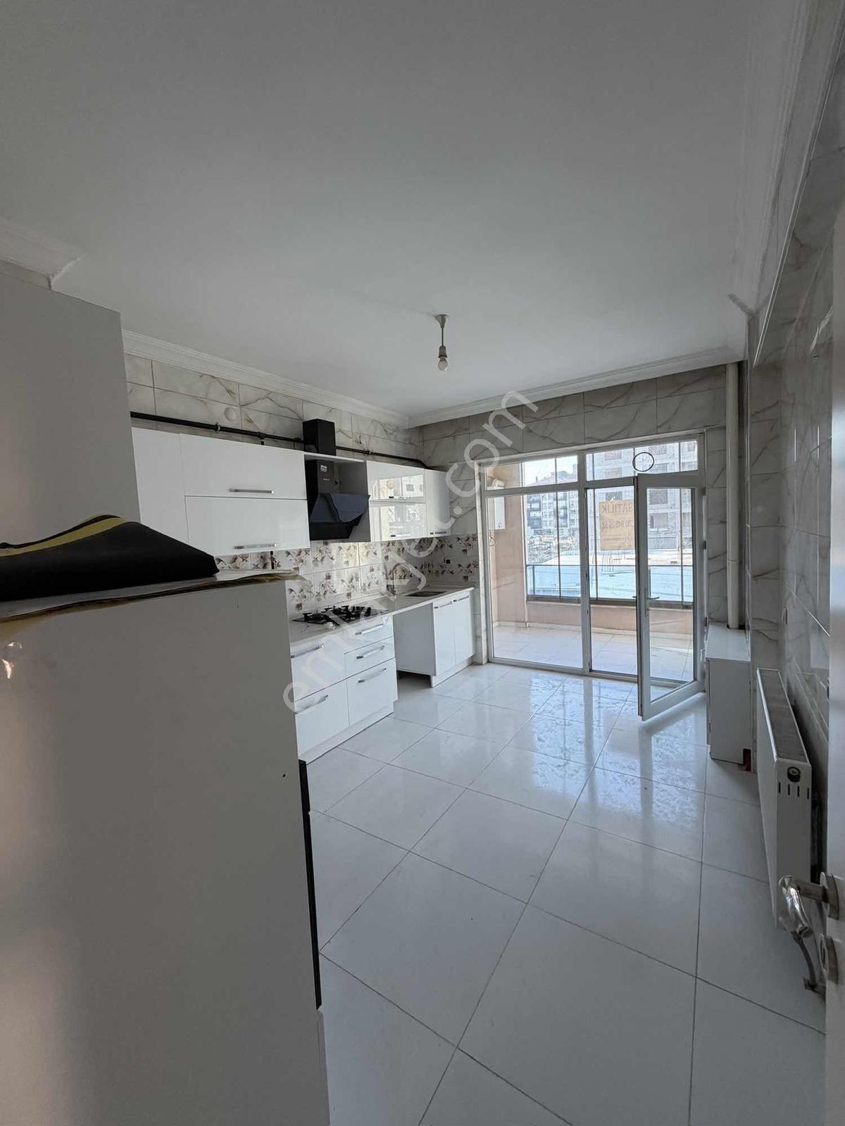 Dev Gayrimenkulden Satılık Site İçi Bakımlı 3+1 Daire — fotoğraf 11