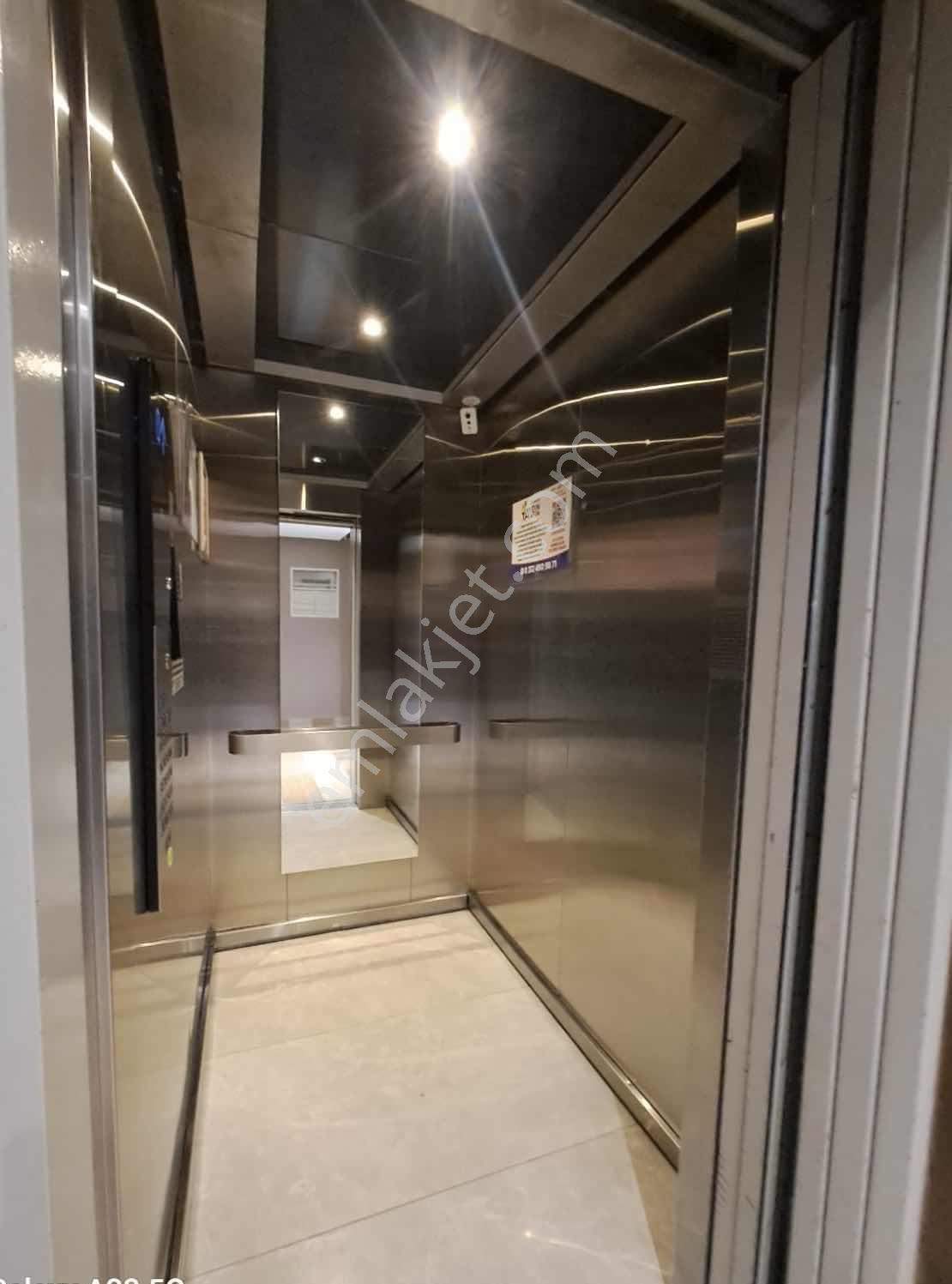 Cumhuriyet'ten Güneypark Sitesi 13.kat 3+1 Full Yapılı Mobilyalı — fotoğraf 24