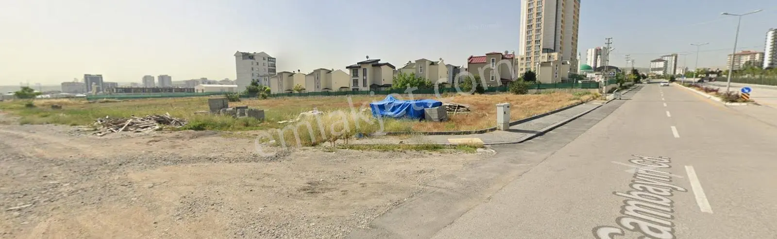 Bağlıca'da Süper Konumda Emsal 0.35 Satılık 333 M2 İmarlı Arsa — fotoğraf 4