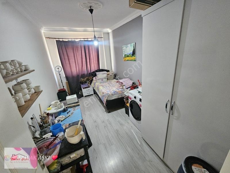 Emlak Aşkı Göçerlerin Güzeli Havuzlu Cam Balkonlu Acil Satılık — fotoğraf 5