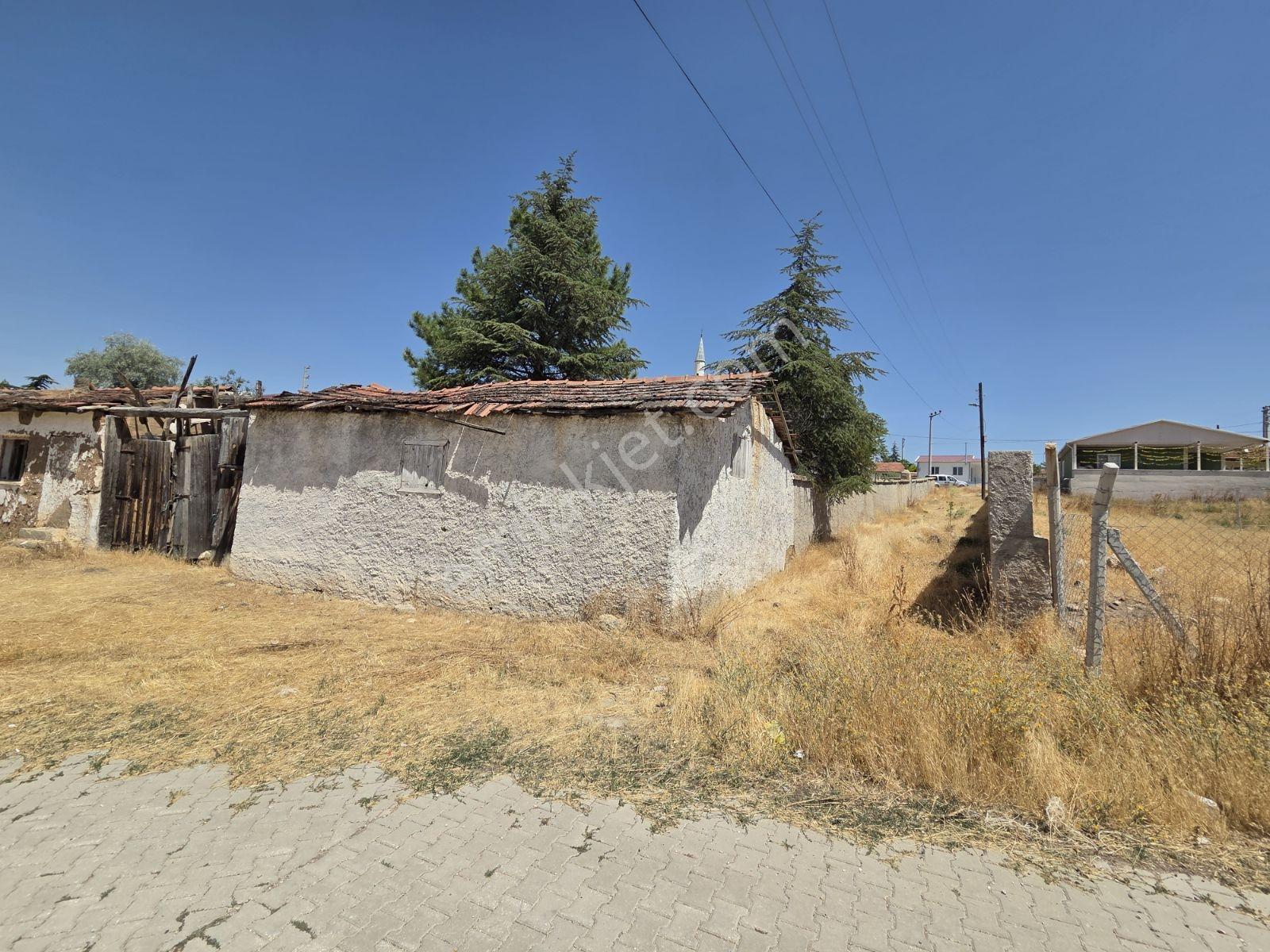 İmişehir Köy Merkezinde Satılık 1/3 Arsa Hissesi — fotoğraf 6