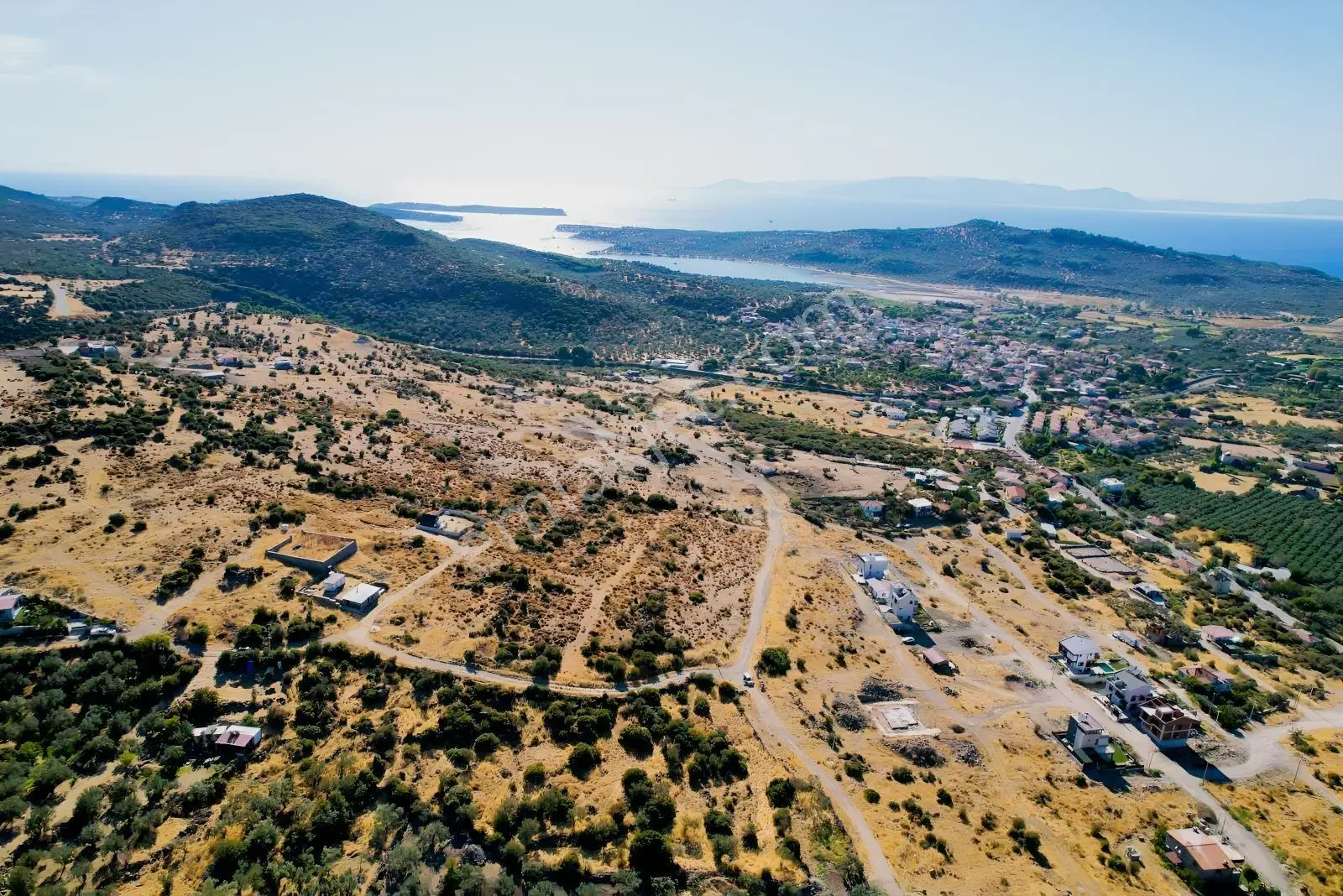 Dikili Bademli'De Satılık Arsa