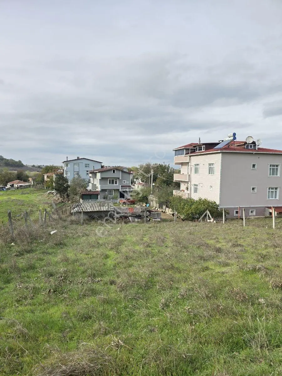 Saray Büyükyoncalı 300 M² İmarlı İfrazlı