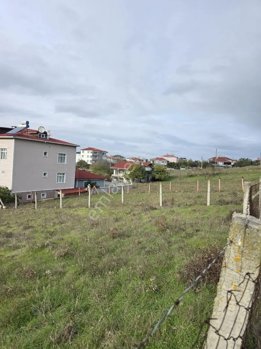 Saray Büyükyoncalı 300 M² İmarlı İfrazlı — fotoğraf 2