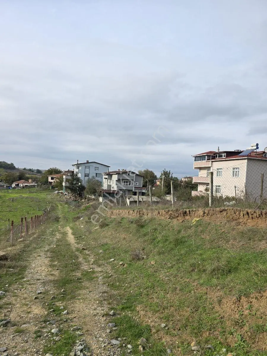 Saray Büyükyoncalı 300 M² İmarlı İfrazlı — fotoğraf 7