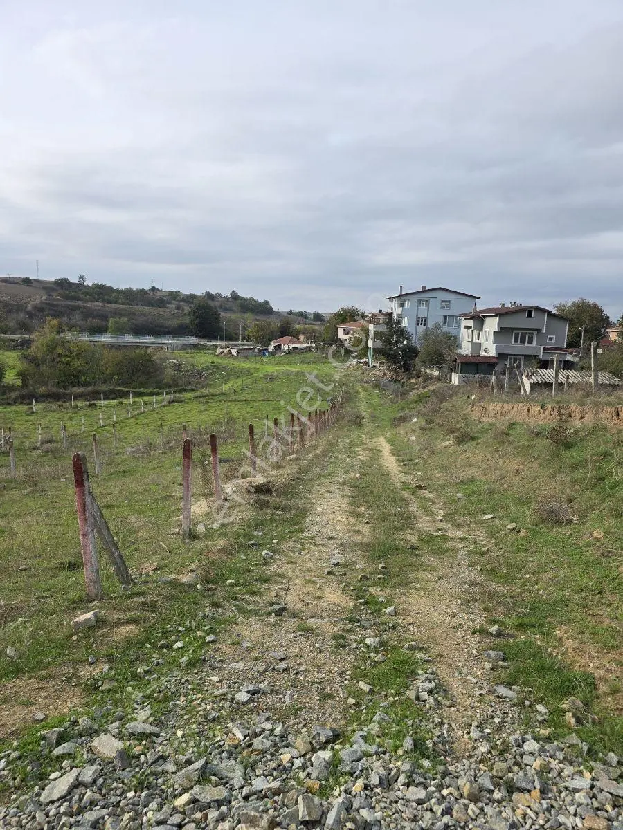 Saray Büyükyoncalı 300 M² İmarlı İfrazlı — fotoğraf 16
