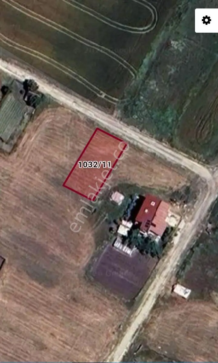 Saray Büyükyoncalı 300 M² Arsa Yola Cephe. Daire Takası Olur — fotoğraf 2