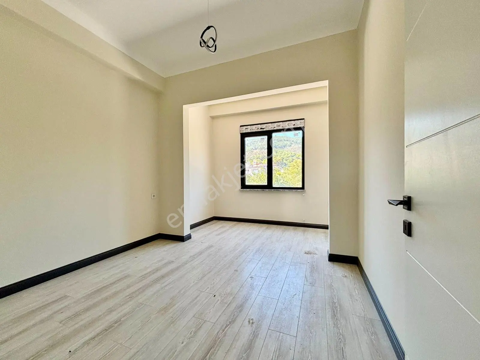 ꧁ay Emlaktan꧂oksijen Deposu Çamlıbel'de Deniz Manzaralı Ön Cephe Satılık 1+1 Ultra Lüx Daire — fotoğraf 22