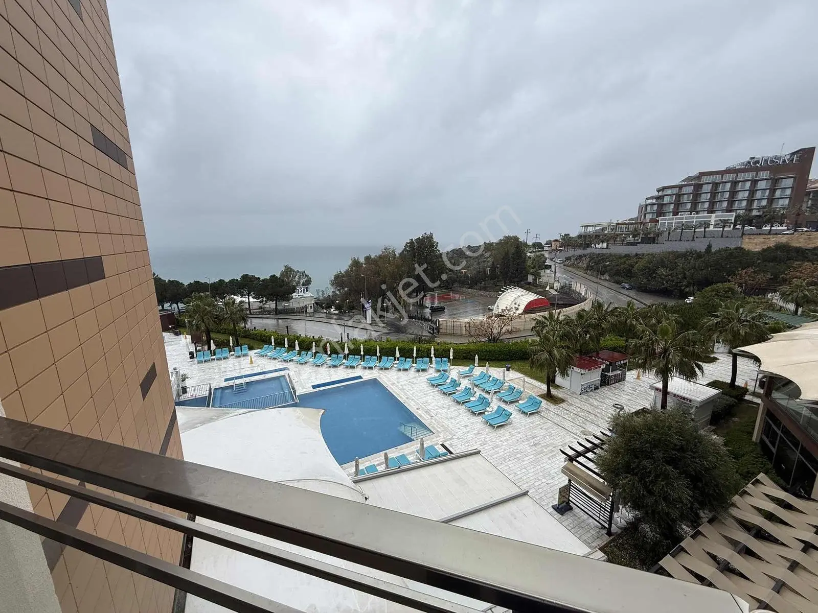 Kuşadası Ramada Resort 1+0 Full Manz Full Eşyalı Denize İlk Site — fotoğraf 3