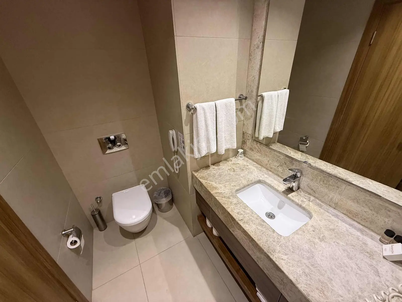 Kuşadası Ramada Resort 1+0 Full Manz Full Eşyalı Denize İlk Site — fotoğraf 7