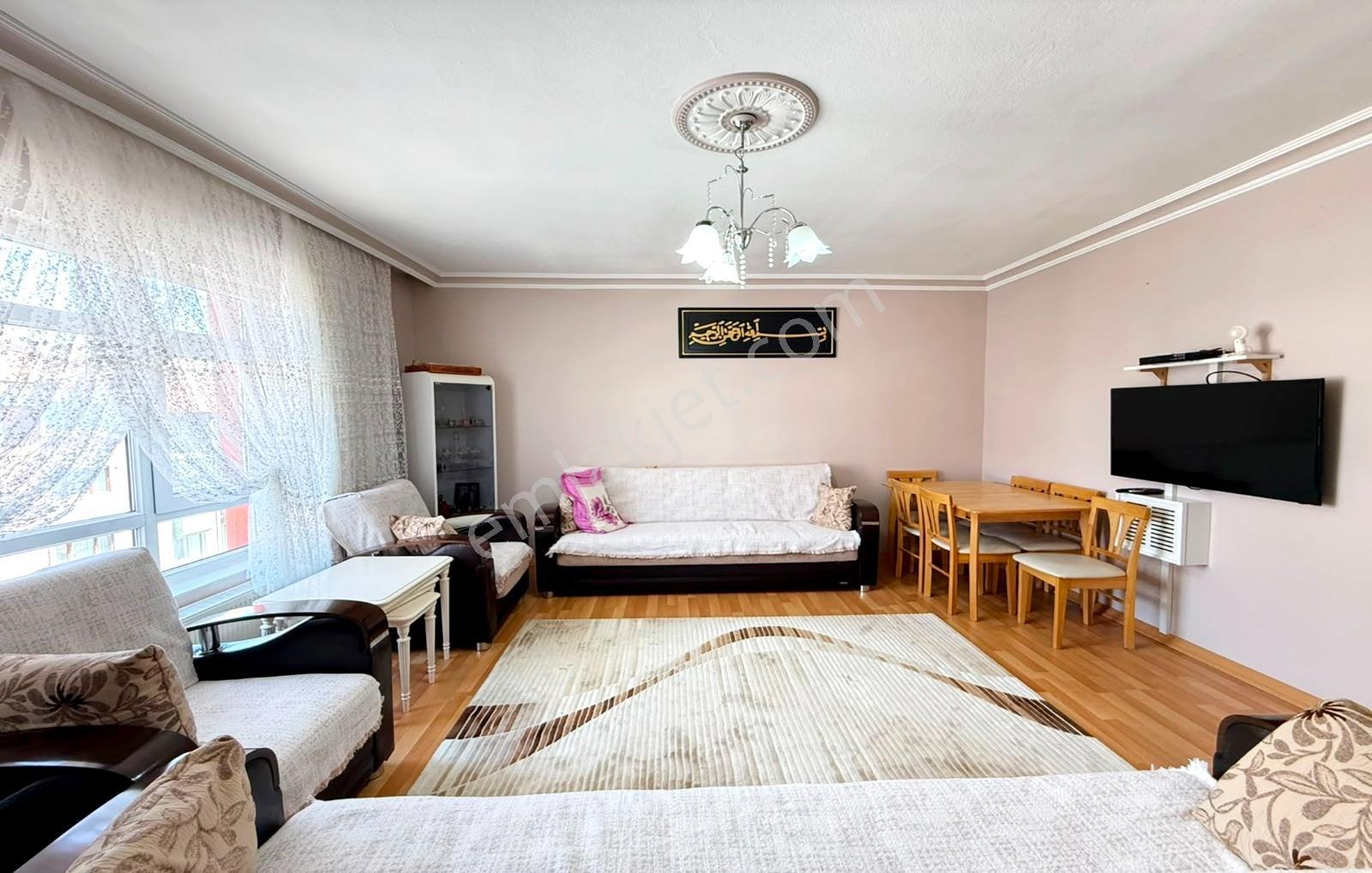 Keçiörende 3+1 Kafkaslar Da Merkezi Konumda Köktapu Acil Satılık — fotoğraf 7
