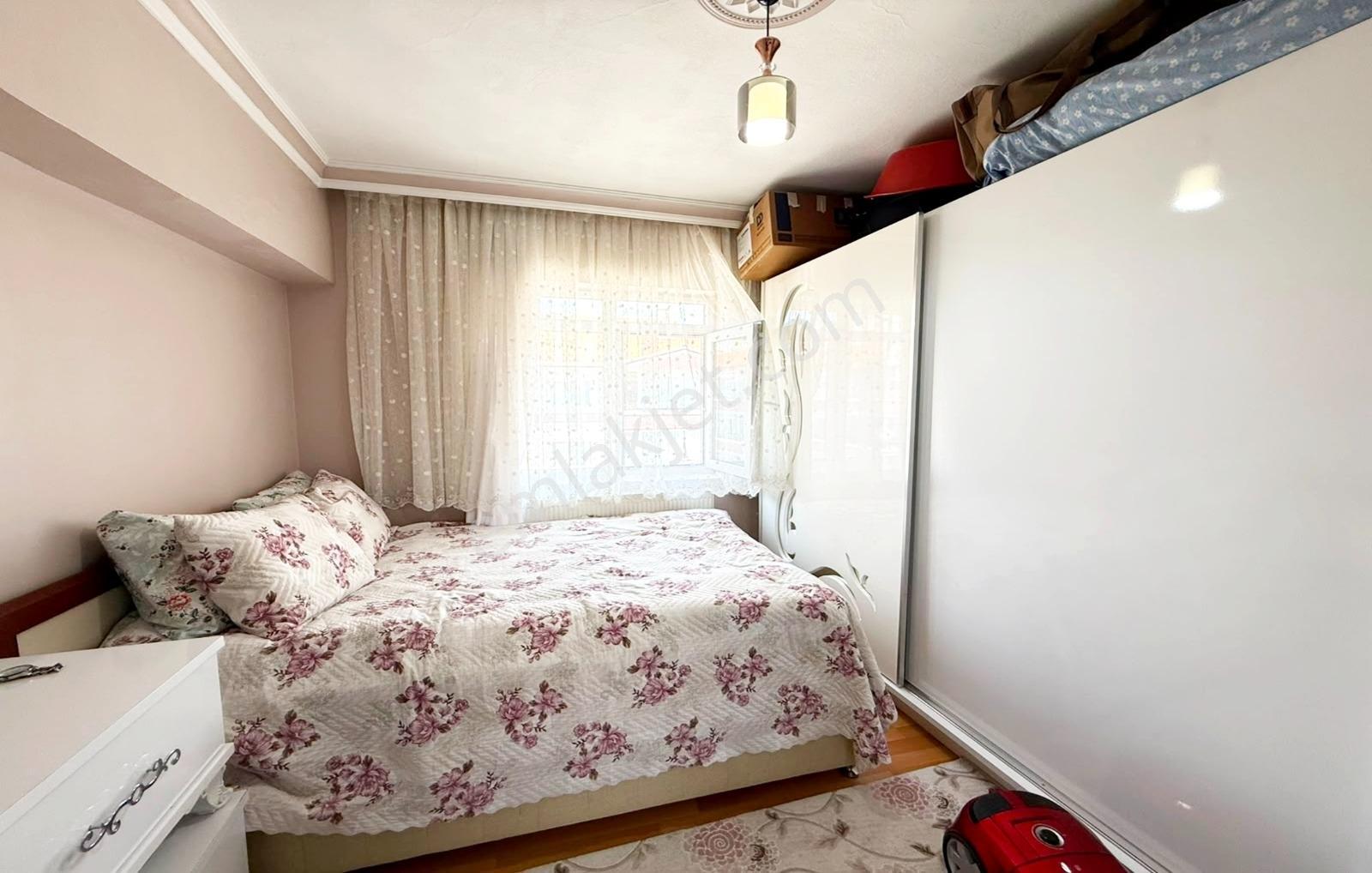 Keçiörende 3+1 Kafkaslar Da Merkezi Konumda Köktapu Acil Satılık — fotoğraf 25