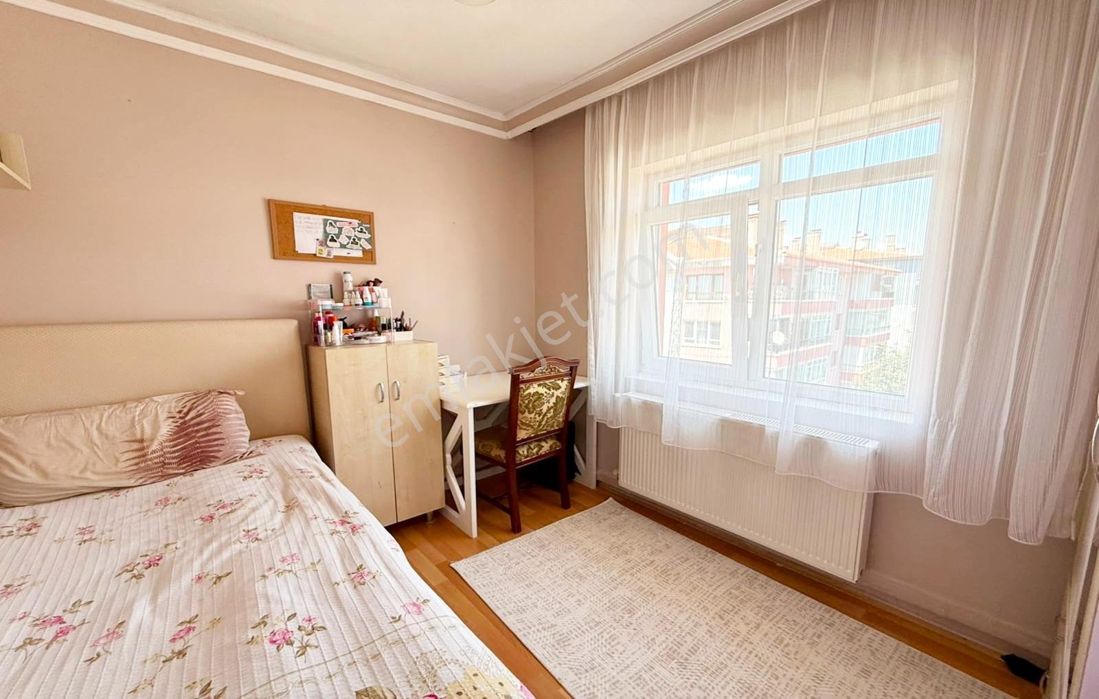 Keçiörende 3+1 Kafkaslar Da Merkezi Konumda Köktapu Acil Satılık — fotoğraf 28
