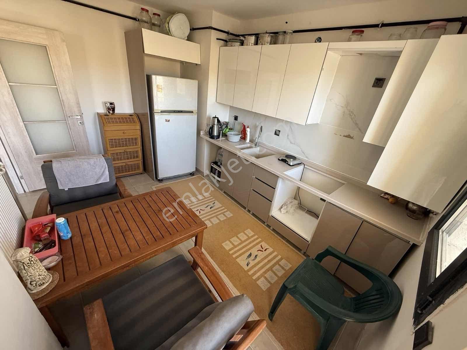 Çetin Emlak'dan Saraycık Tokide 2+1 Ara Katta Geniş Yapılı Daire — fotoğraf 19